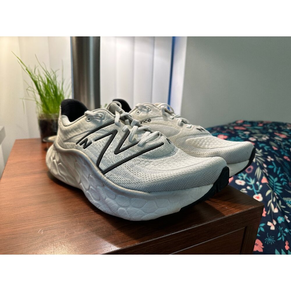 Size 10.5 - New Balance Men's Fresh Foam X More v4 Running Shoes